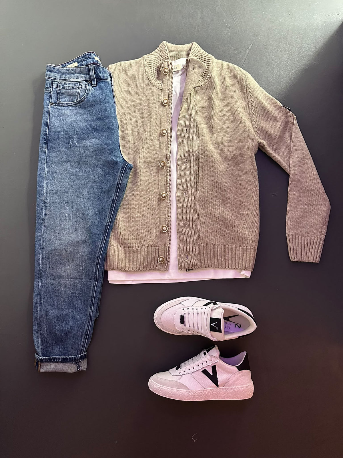 OUTFIT