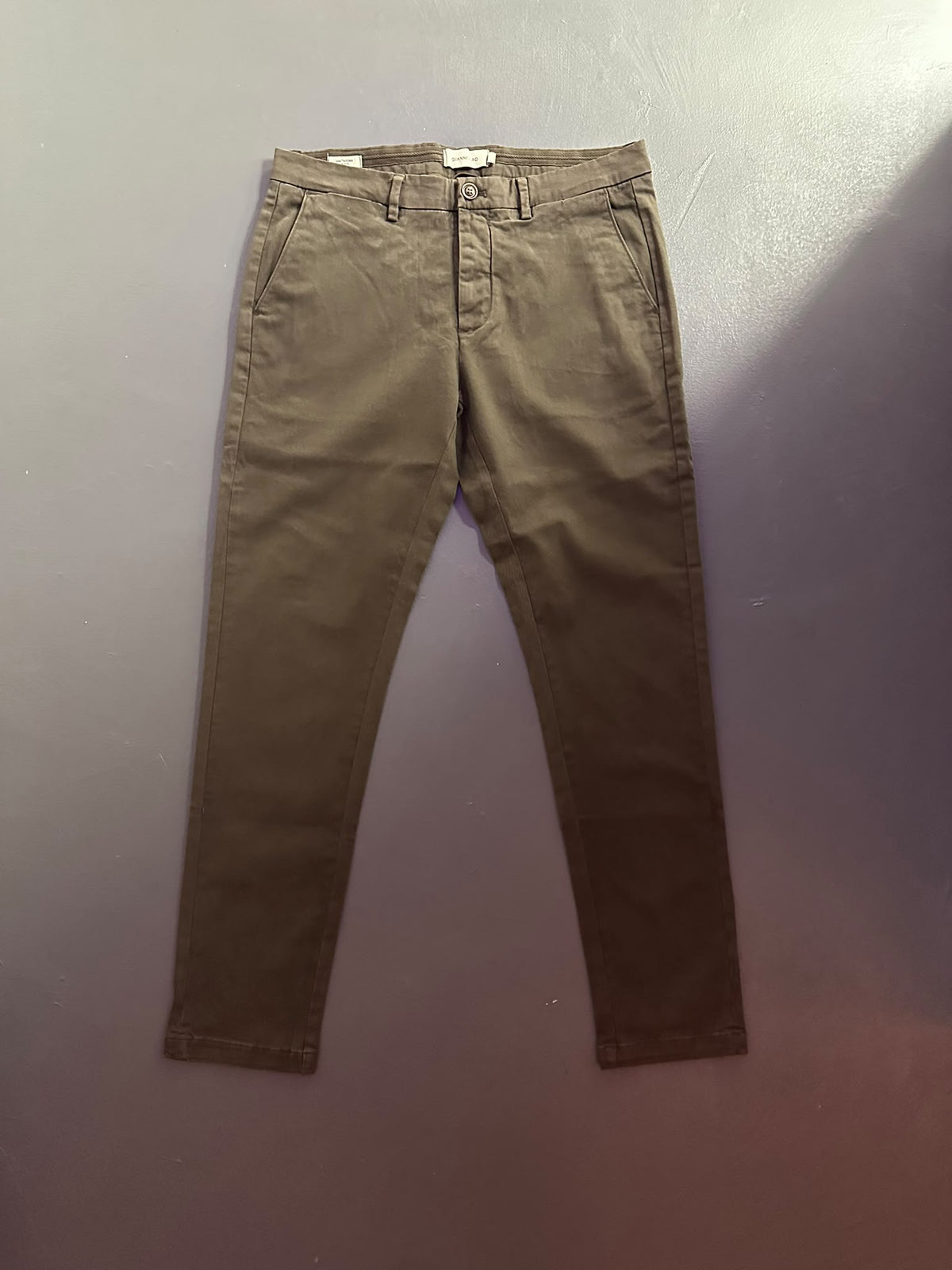 PANTALONE CHINO TAHOMA
