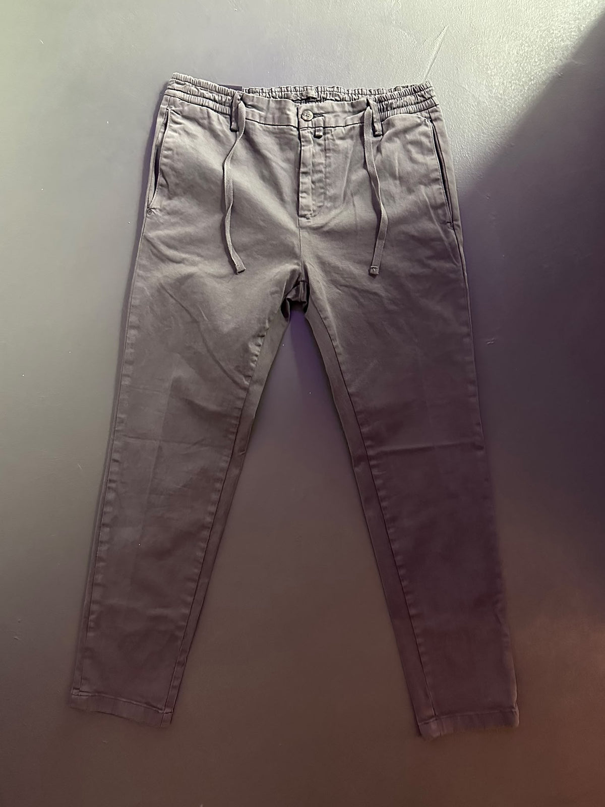 PANTALONE SLIM FIT CON COULISSE