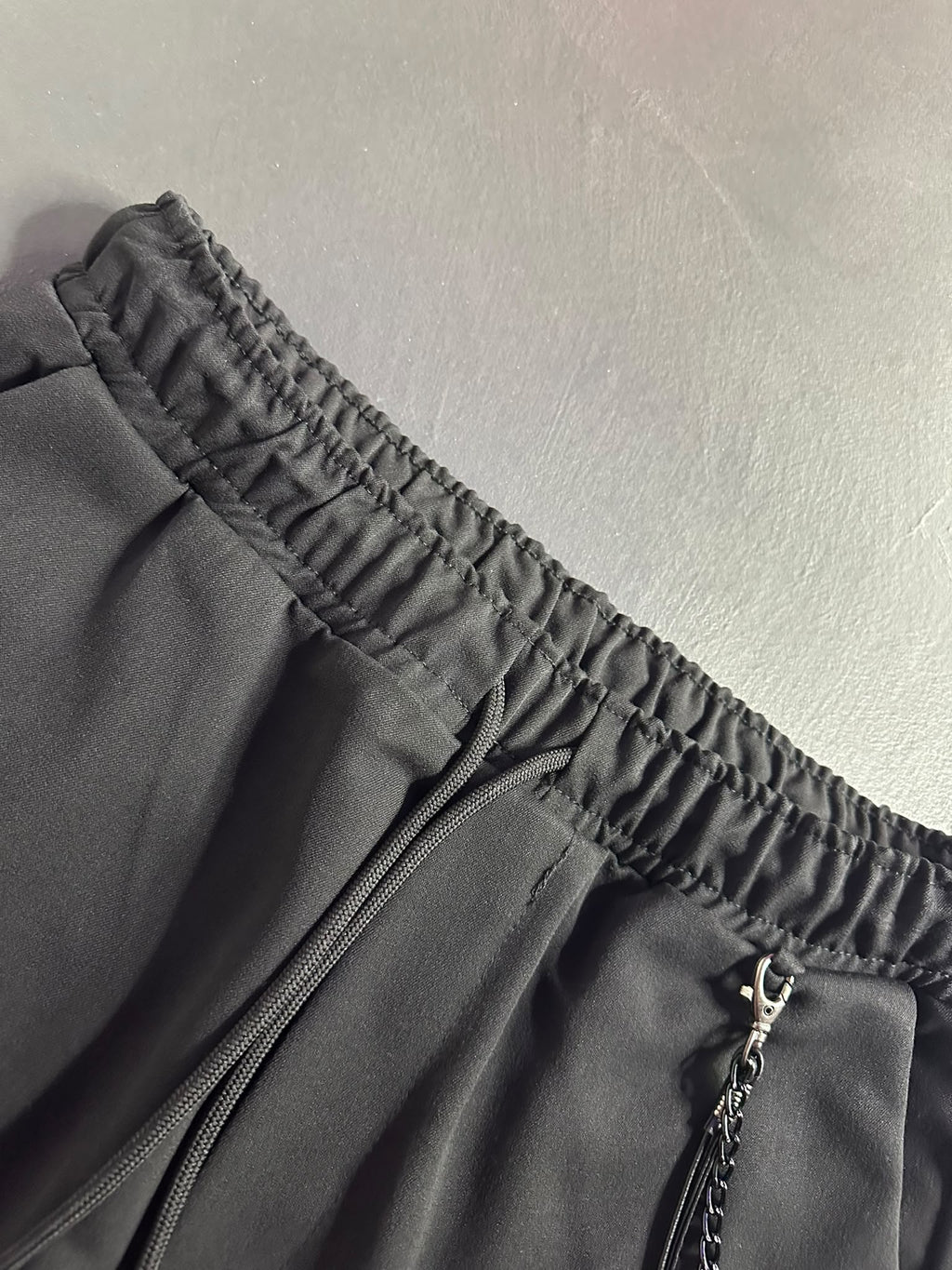 PANTALACCIO CON COULISE